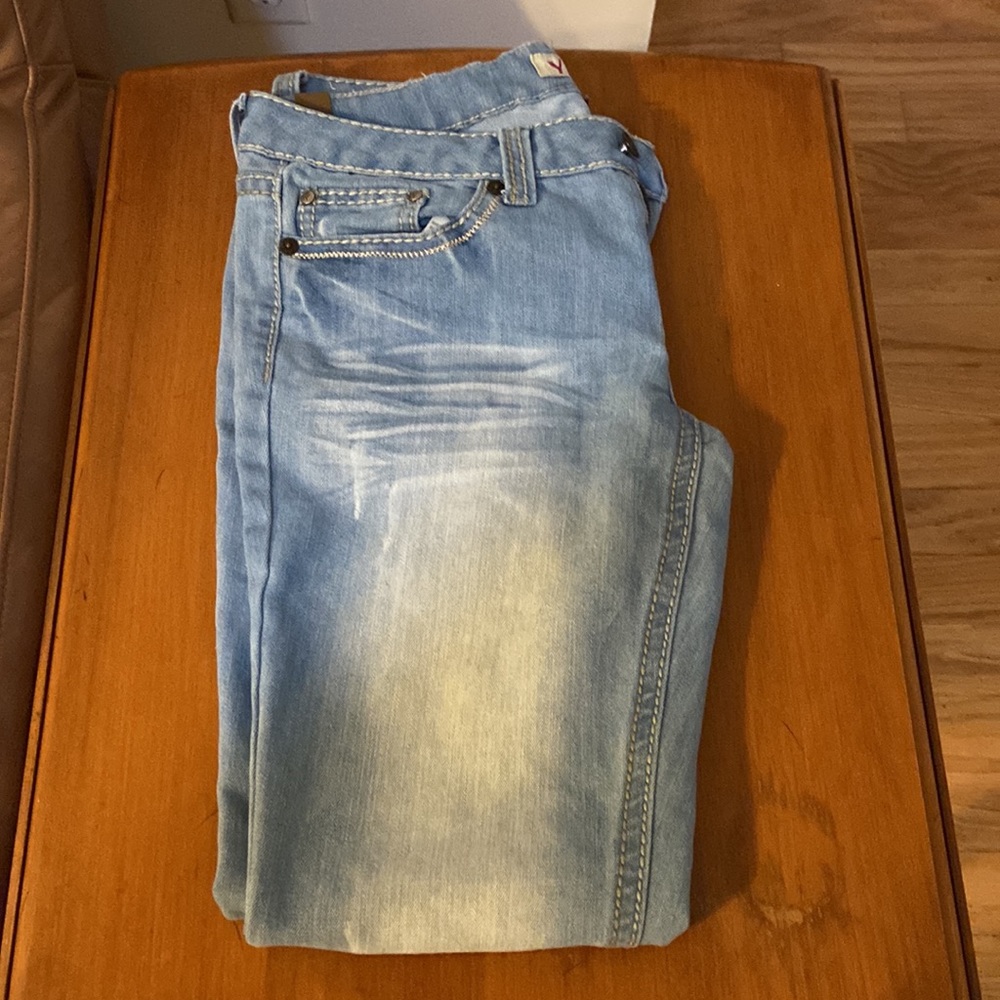 Jeans - Picture 2 of 4